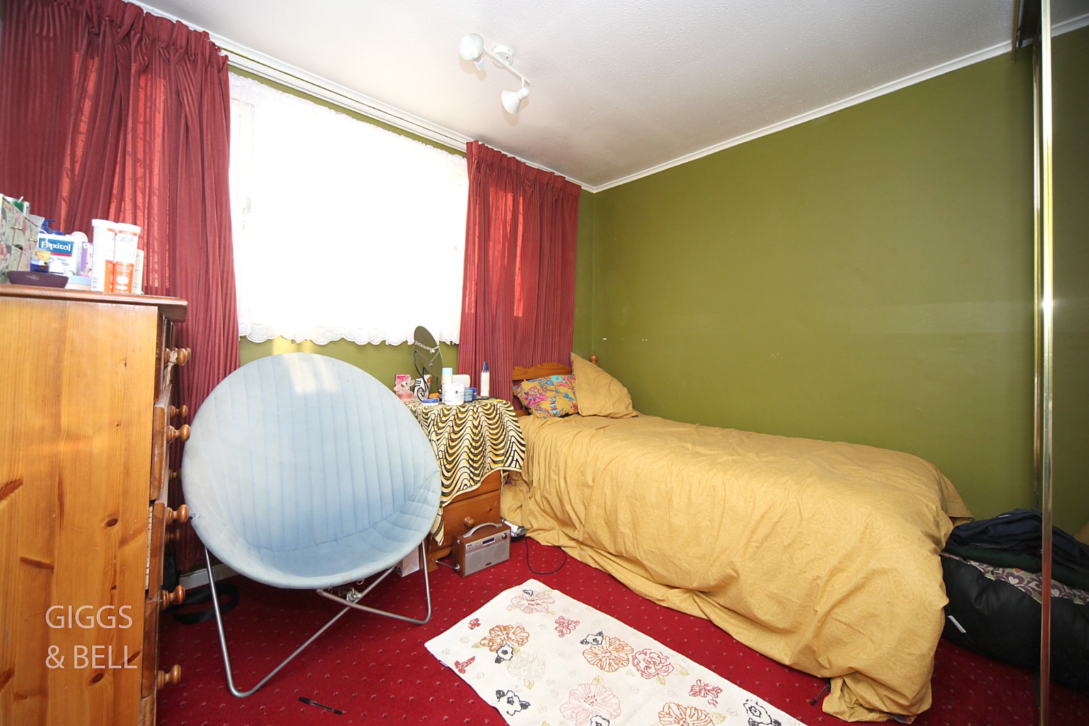 3 bed end of terrace house for sale in Thrales Close, Luton  - Property Image 9