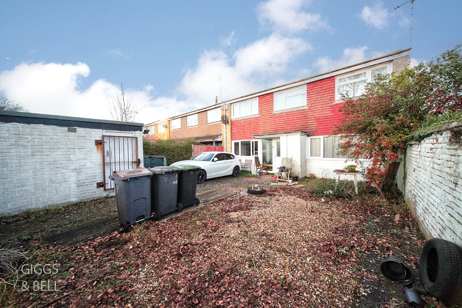 3 bed end of terrace house for sale in Thrales Close, Luton  - Property Image 14