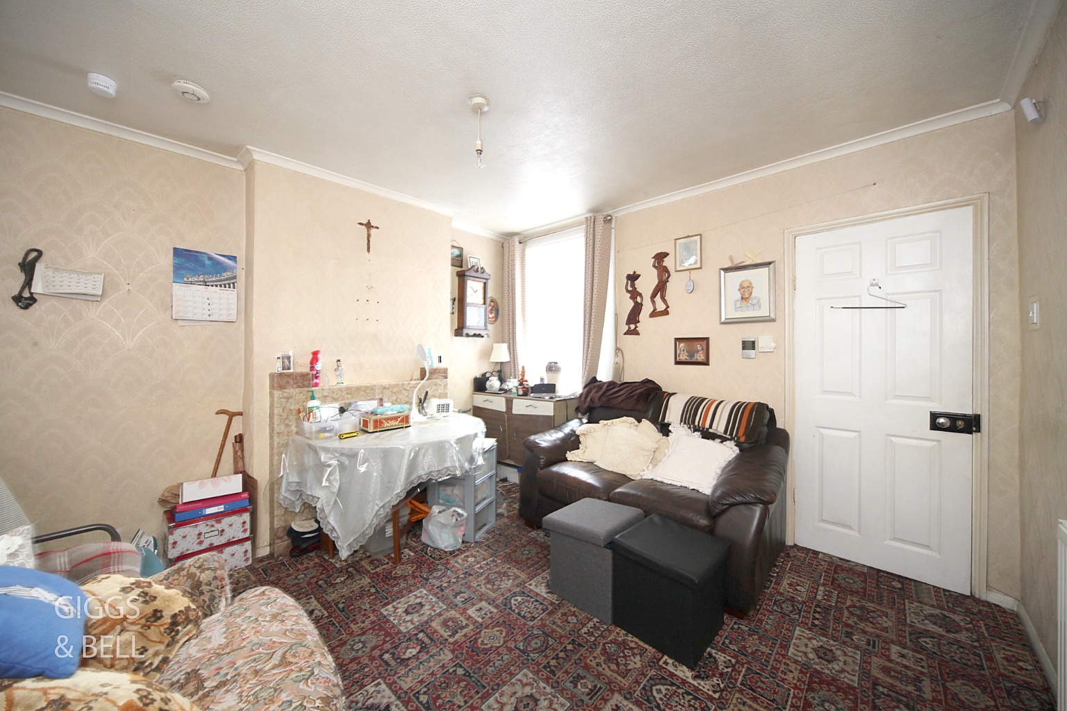 3 bed terraced house for sale in Bury Park Road, Luton 3