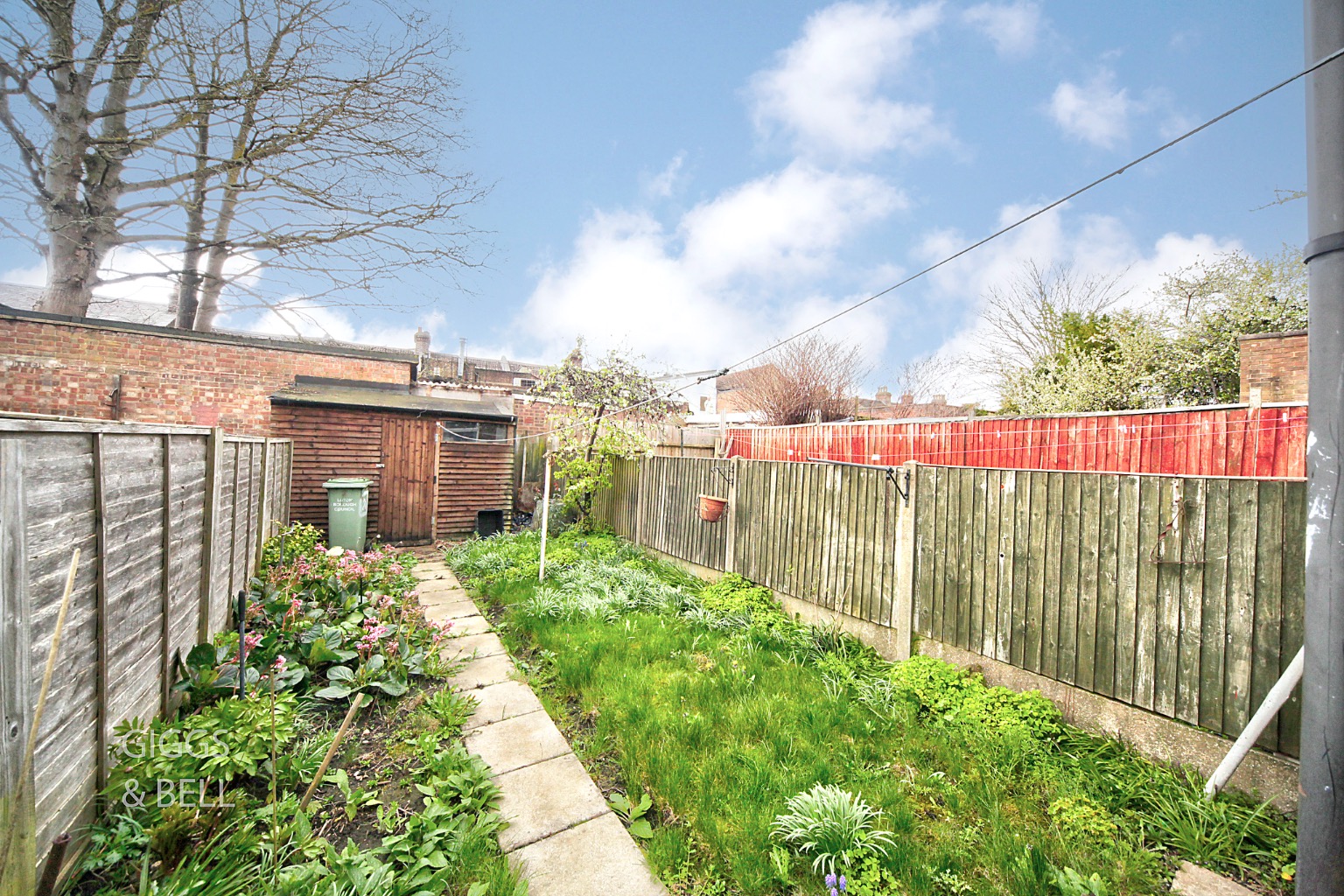 3 bed terraced house for sale in Bury Park Road, Luton 18