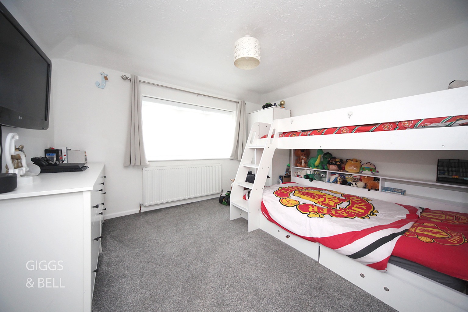 3 bed semi-detached house for sale in Oakwood Drive, Luton  - Property Image 12