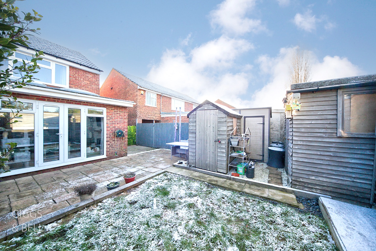 2 bed semi-detached house for sale in Alfriston Close, Luton  - Property Image 21