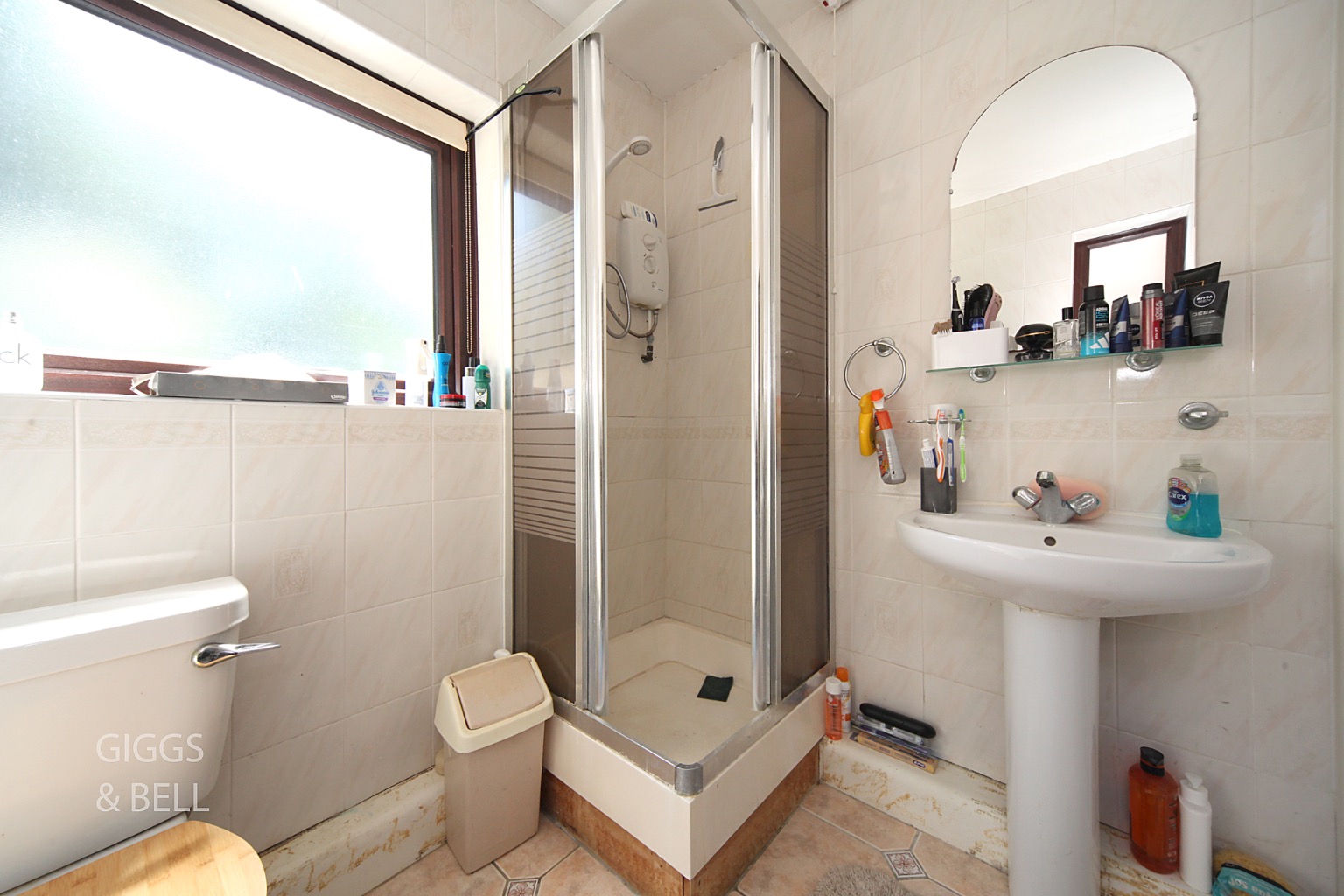 3 bed semi-detached house for sale in Cannon Lane, Luton  - Property Image 6