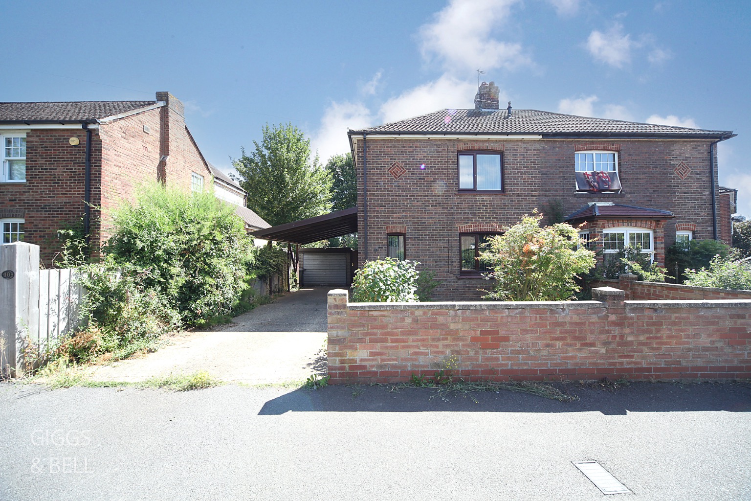 3 bed semi-detached house for sale in Cannon Lane, Luton, LU2 