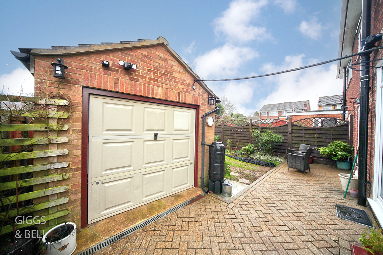 3 bed semi-detached house for sale in Englefield, Luton  - Property Image 21