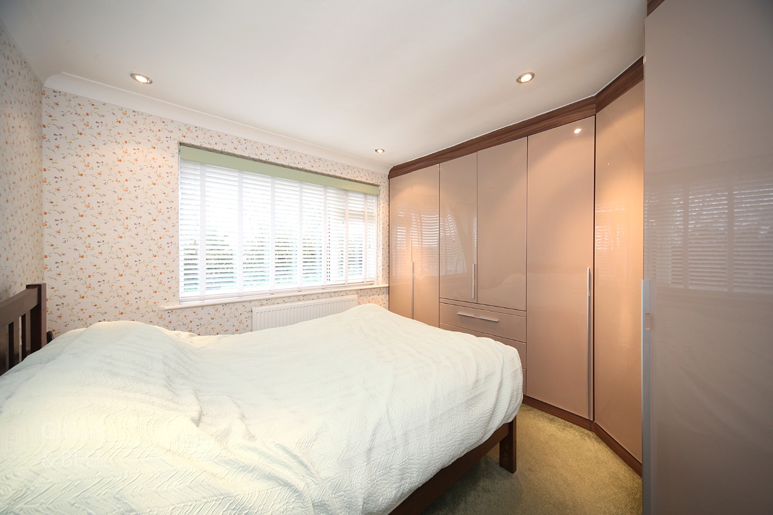 3 bed semi-detached house for sale in Englefield, Luton 12