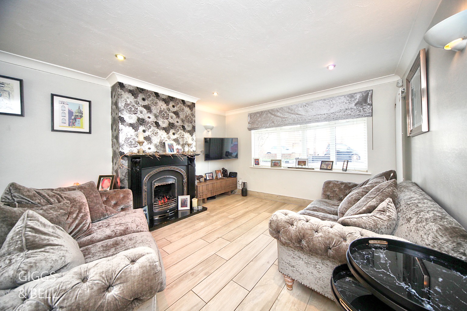 3 bed semi-detached house for sale in Weltmore Road, Luton  - Property Image 5