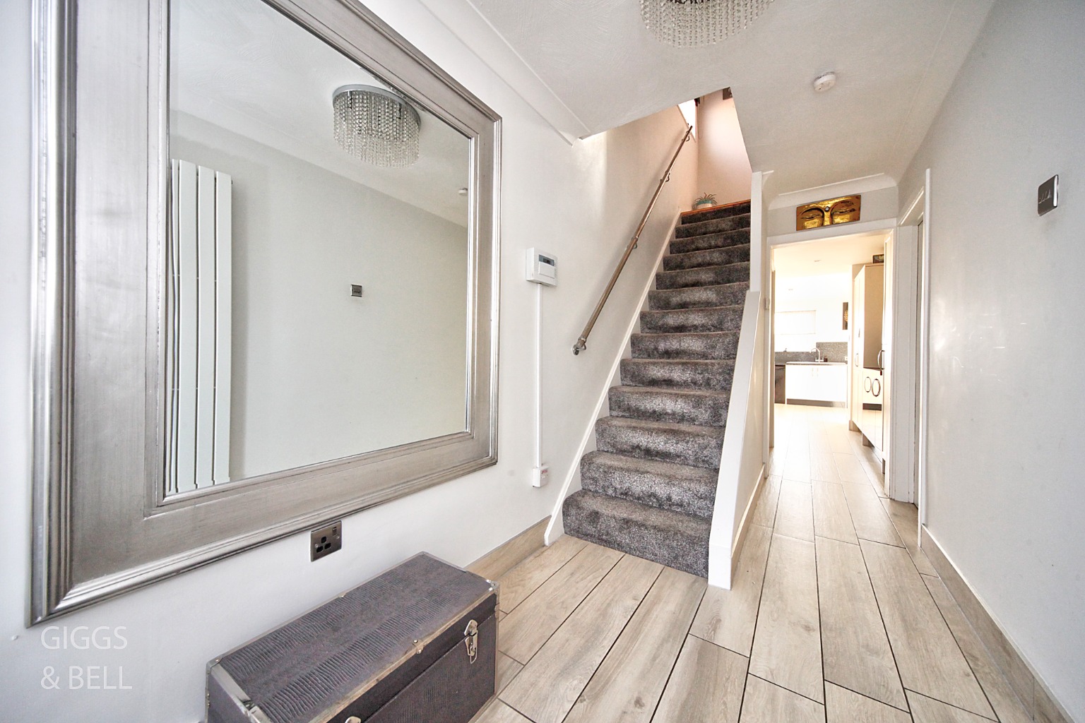 3 bed semi-detached house for sale in Weltmore Road, Luton  - Property Image 2