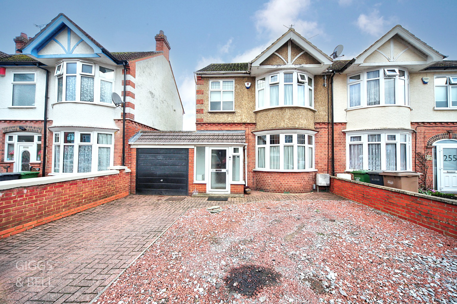 3 bed semi-detached house for sale in Park Street, Luton, LU1 