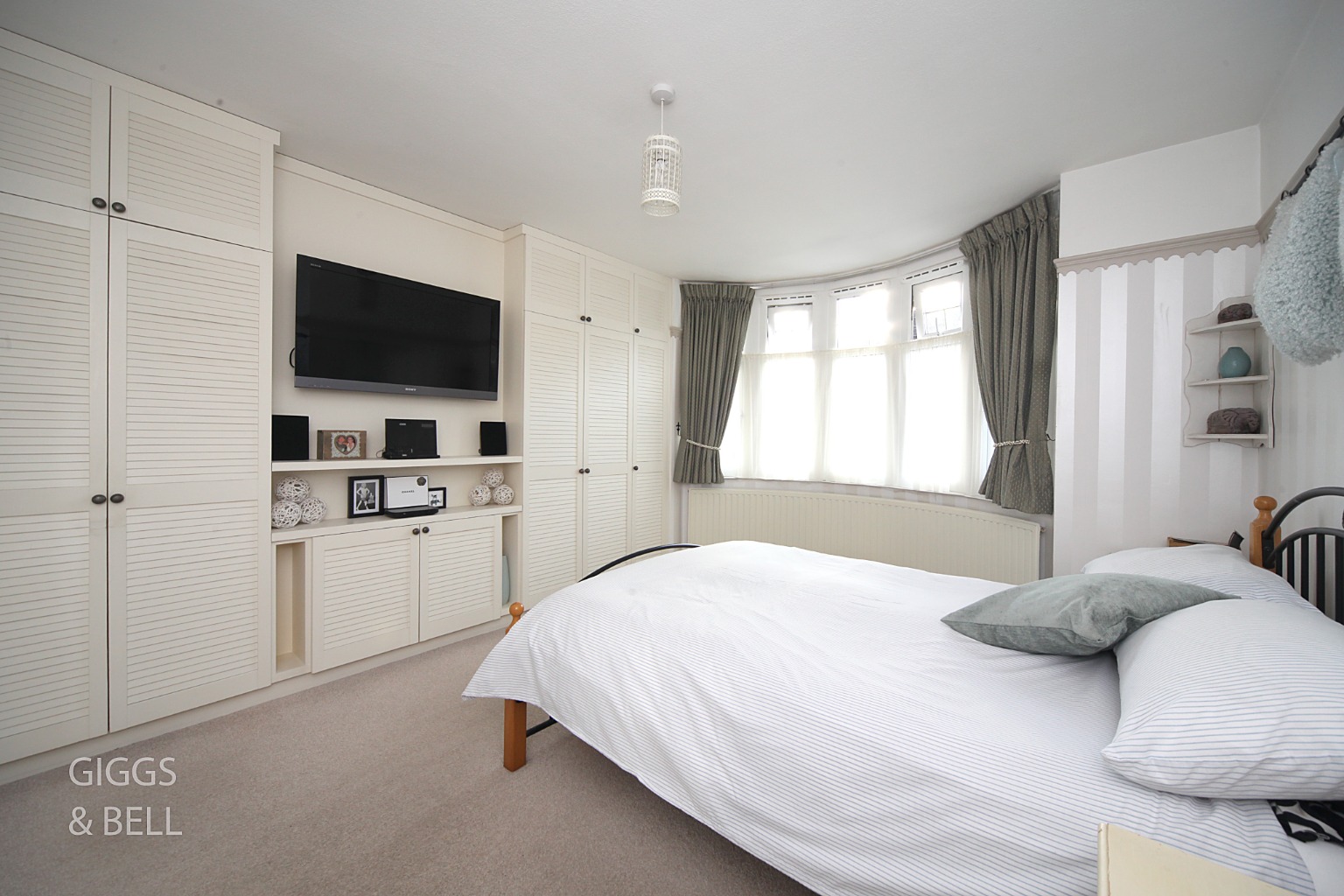 3 bed semi-detached house for sale in Park Street, Luton  - Property Image 12