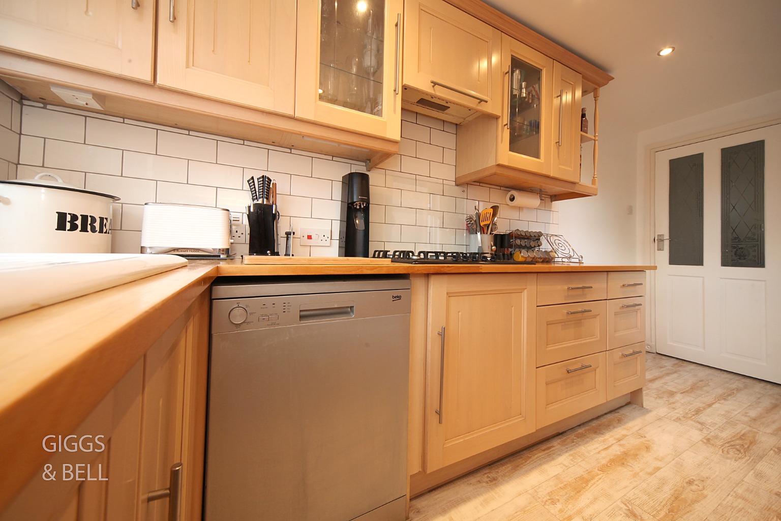 3 bed semi-detached house for sale in Park Street, Luton  - Property Image 6