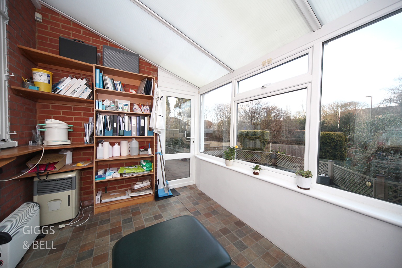 3 bed semi-detached house for sale in Park Street, Luton  - Property Image 9