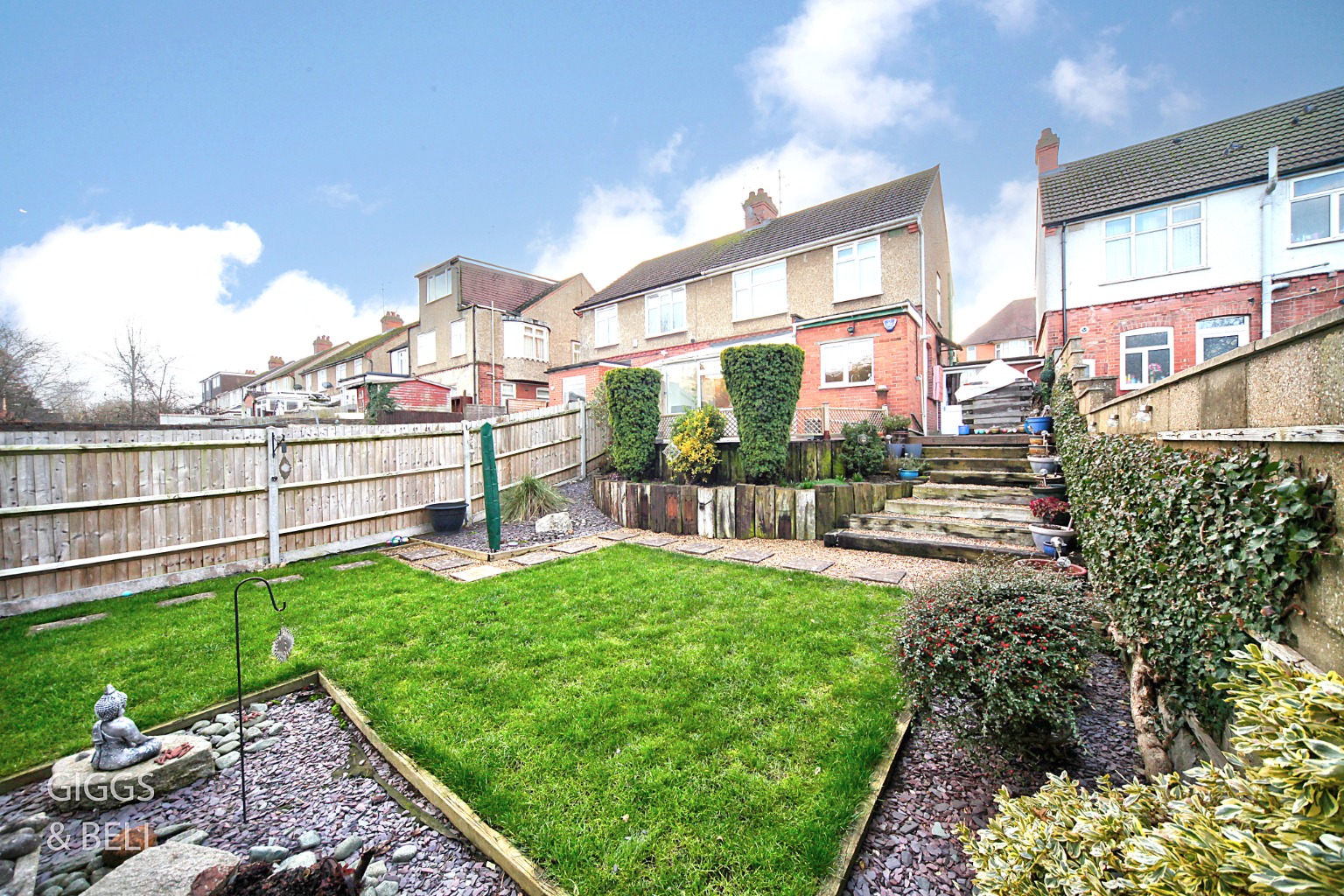 3 bed semi-detached house for sale in Park Street, Luton 19