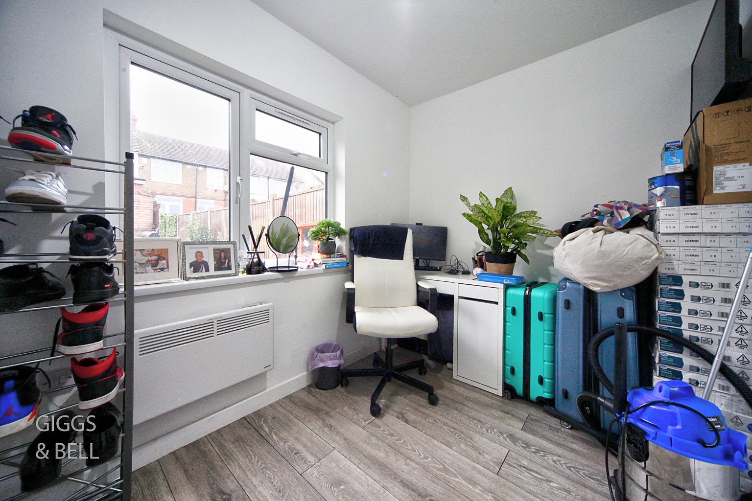 3 bed terraced house for sale in Gardenia Avenue, Luton 17