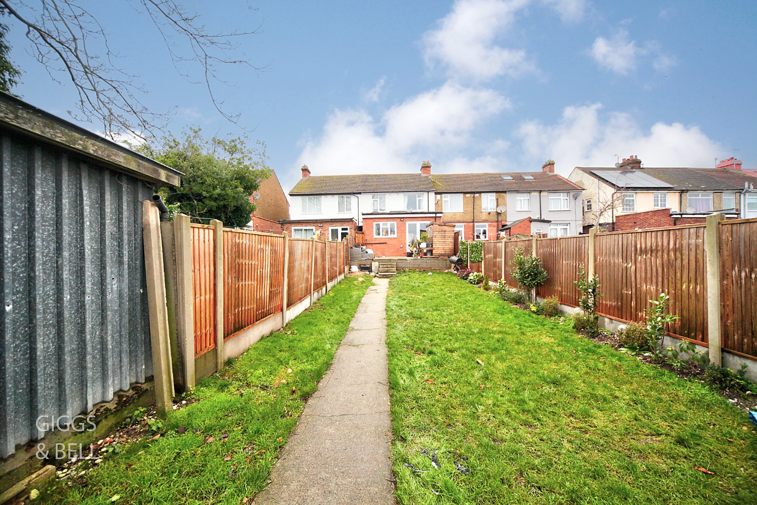 3 bed terraced house for sale in Gardenia Avenue, Luton  - Property Image 14