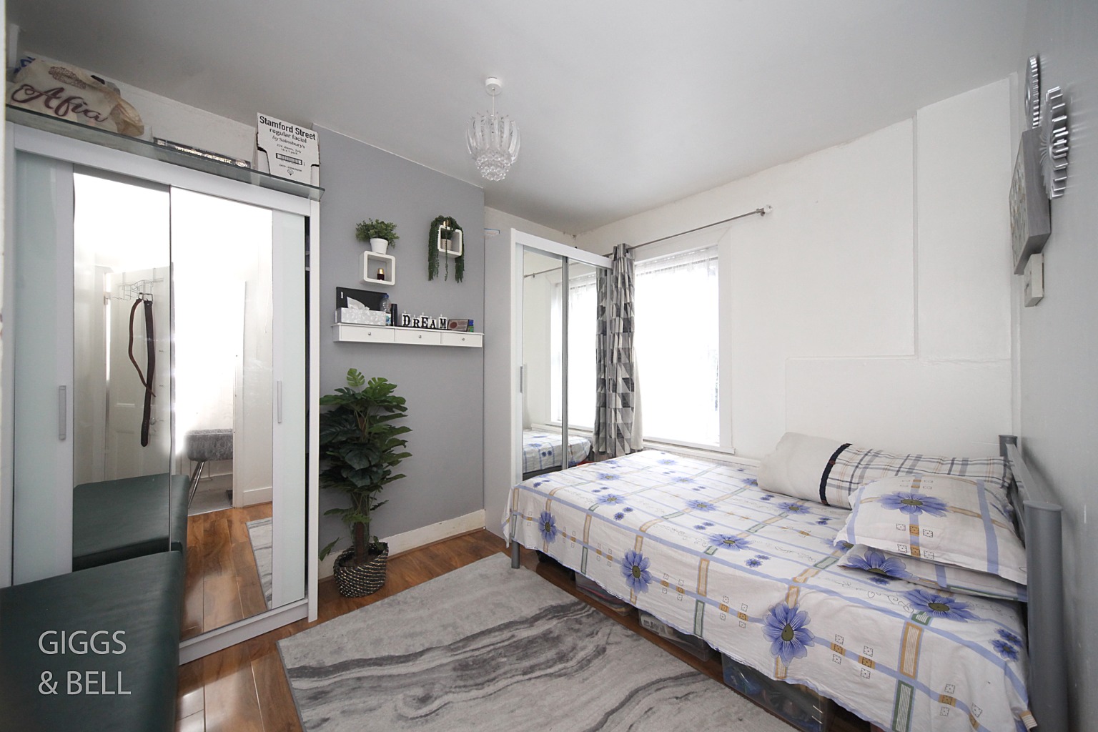 3 bed terraced house for sale in Newcombe Road, Luton 8