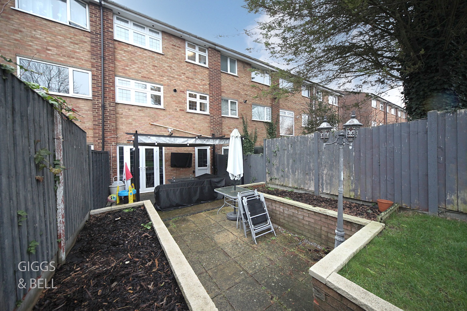 3 bed terraced house for sale in Tenby Drive, Luton  - Property Image 20