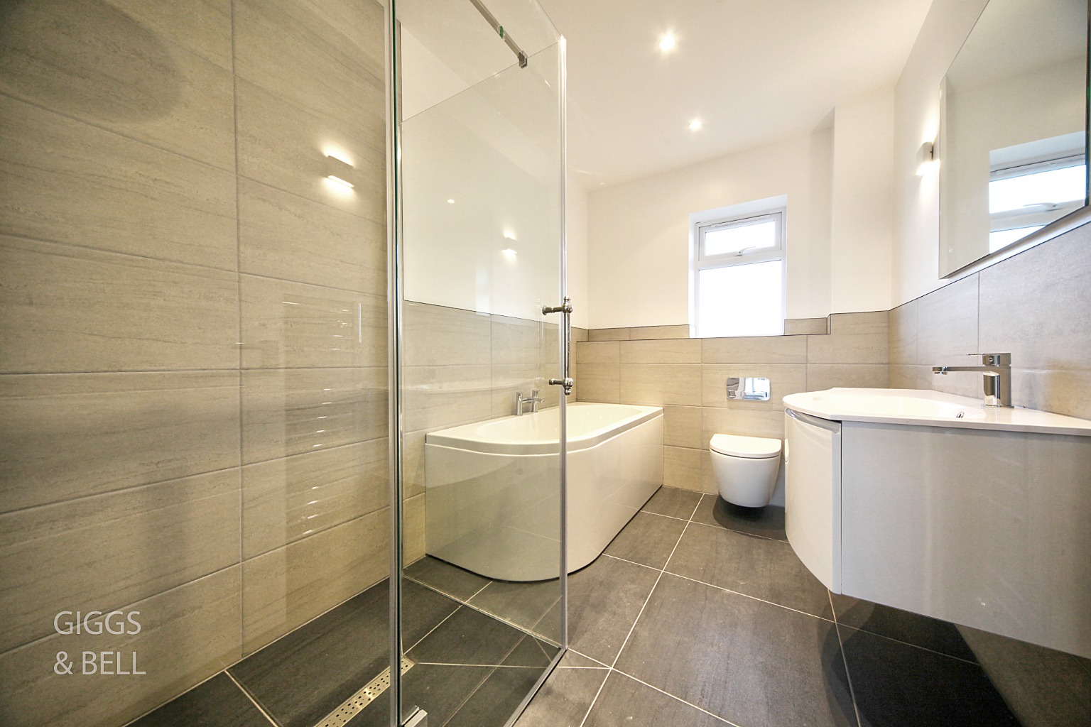 3 bed detached bungalow for sale in Wendover Way, Luton  - Property Image 22