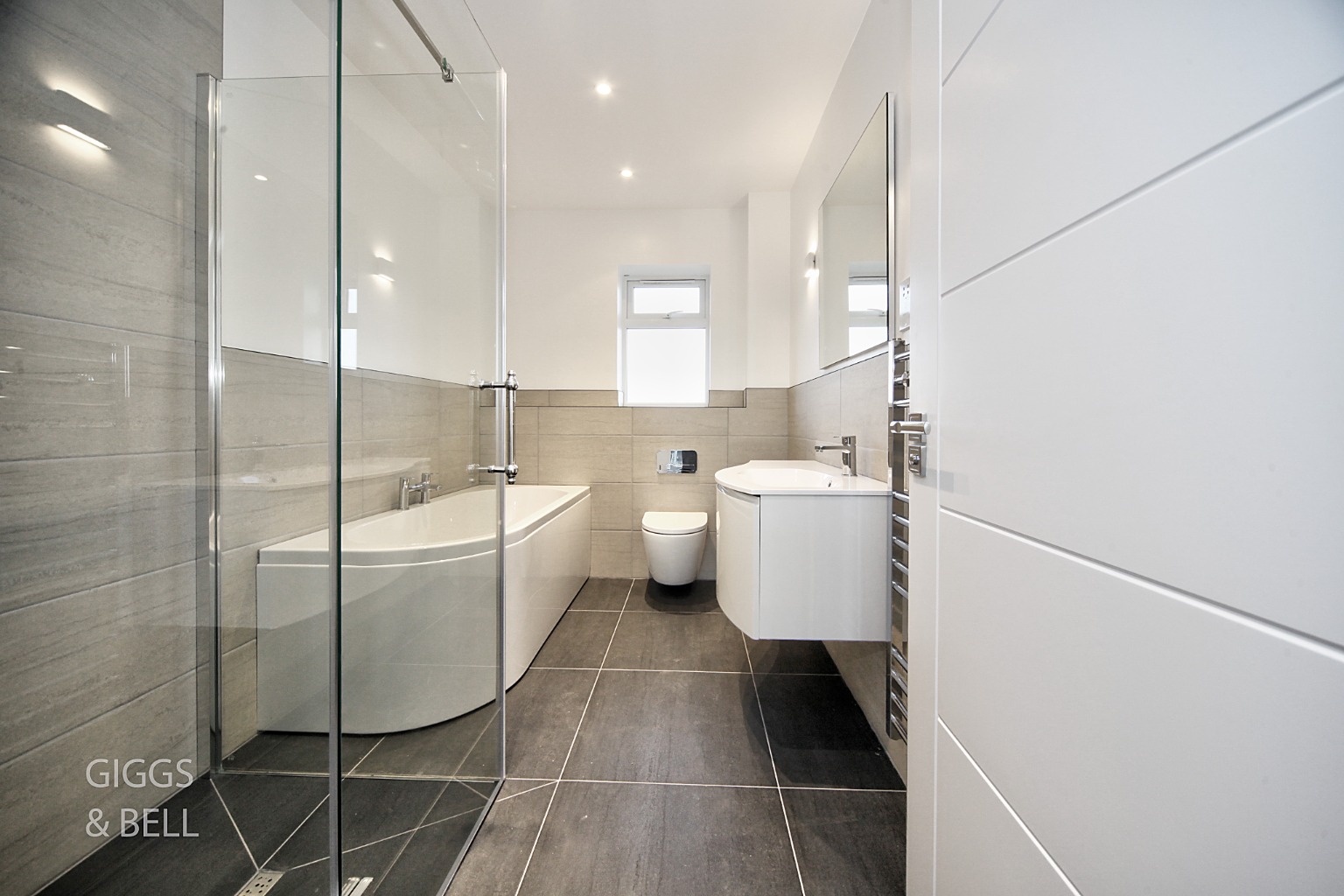 3 bed detached bungalow for sale in Wendover Way, Luton  - Property Image 23