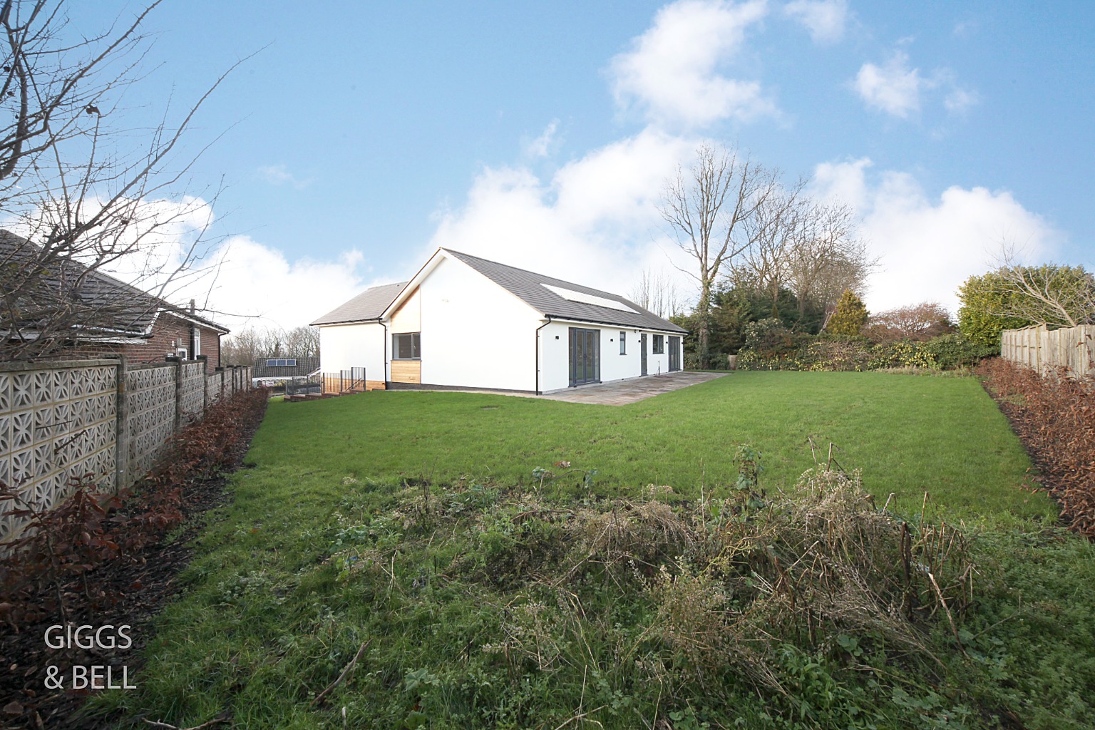 3 bed detached bungalow for sale in Wendover Way, Luton  - Property Image 25