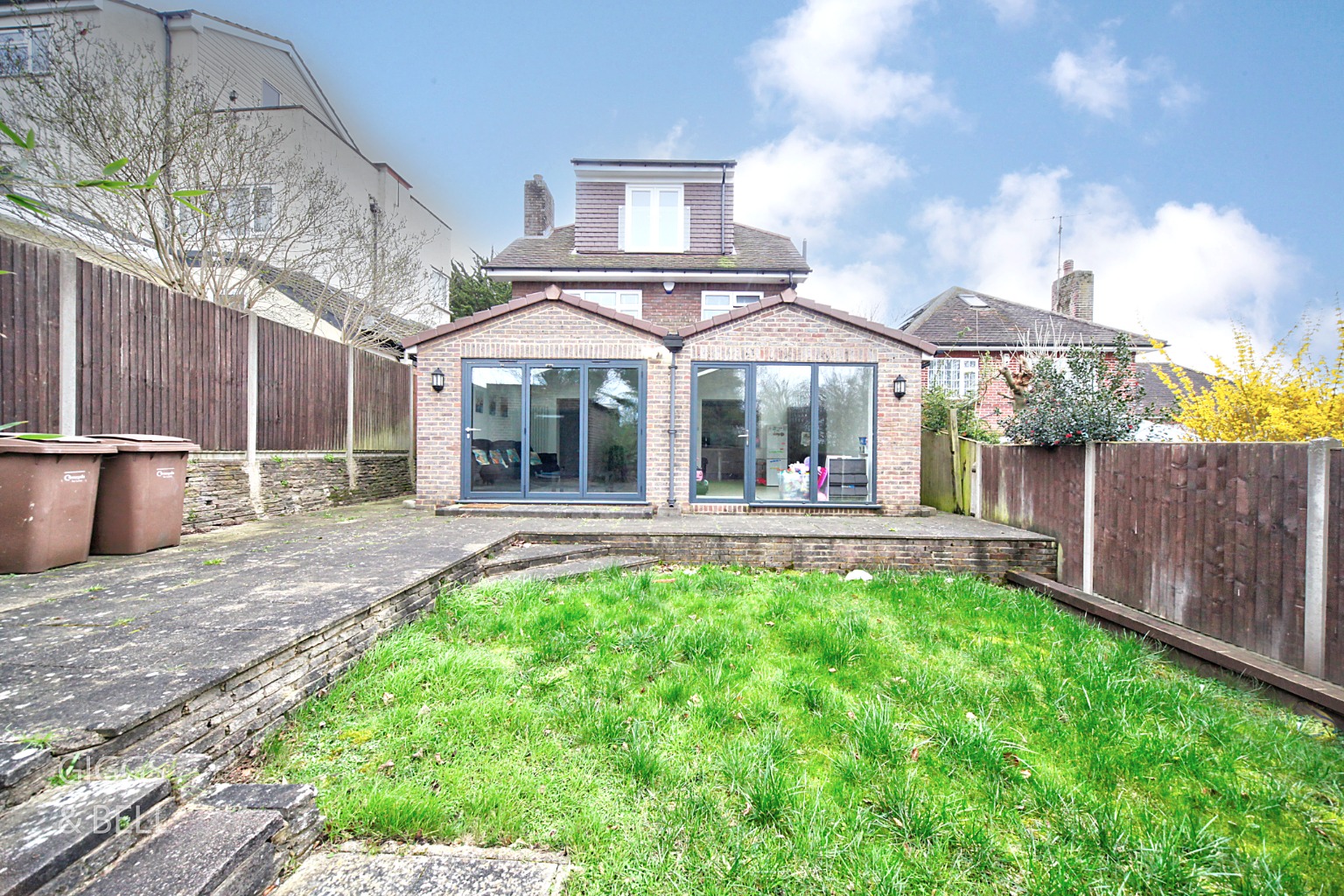 5 bed detached house for sale in Stockingstone Road, Luton 24