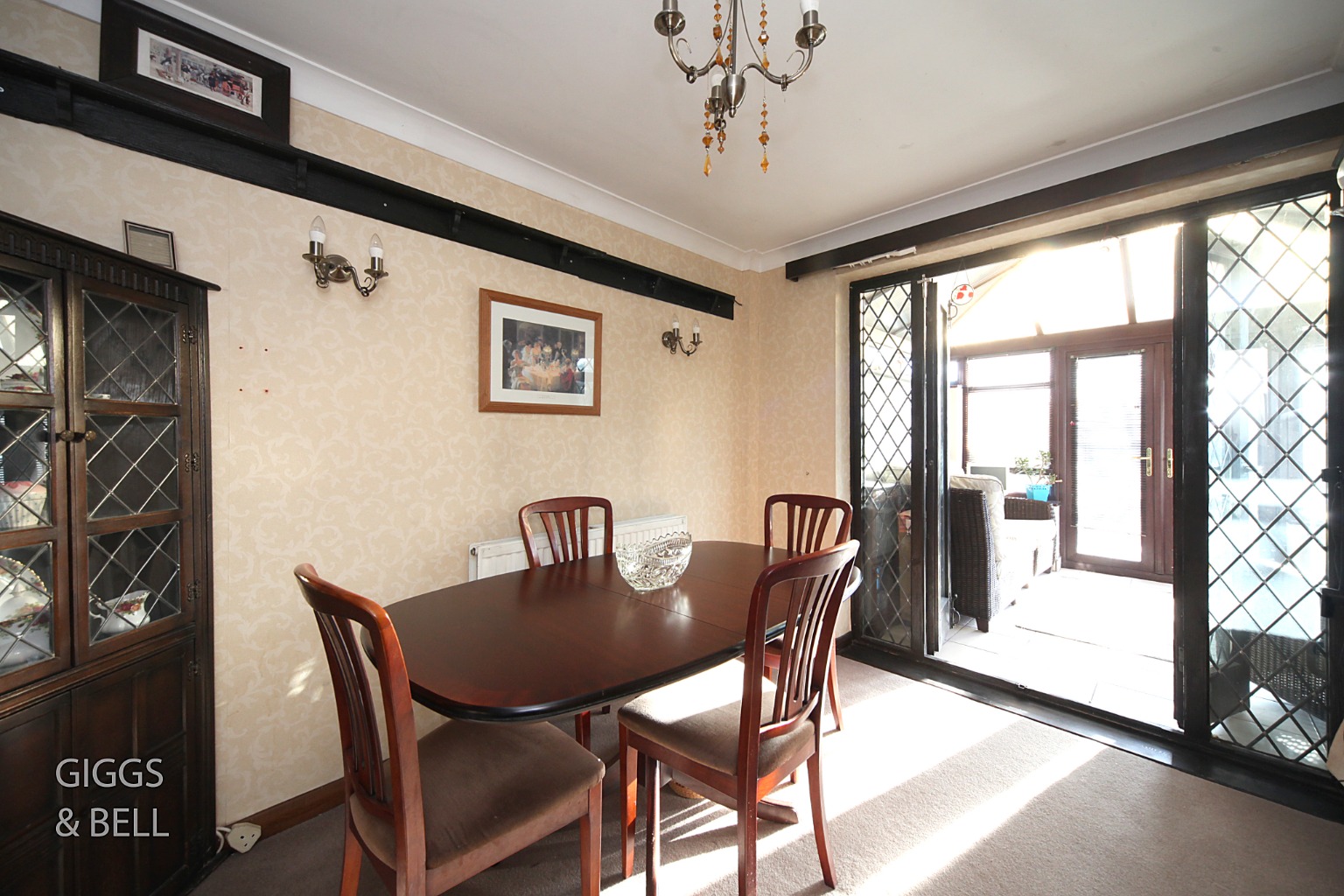 3 bed semi-detached house for sale in Handcross Road, Luton 4