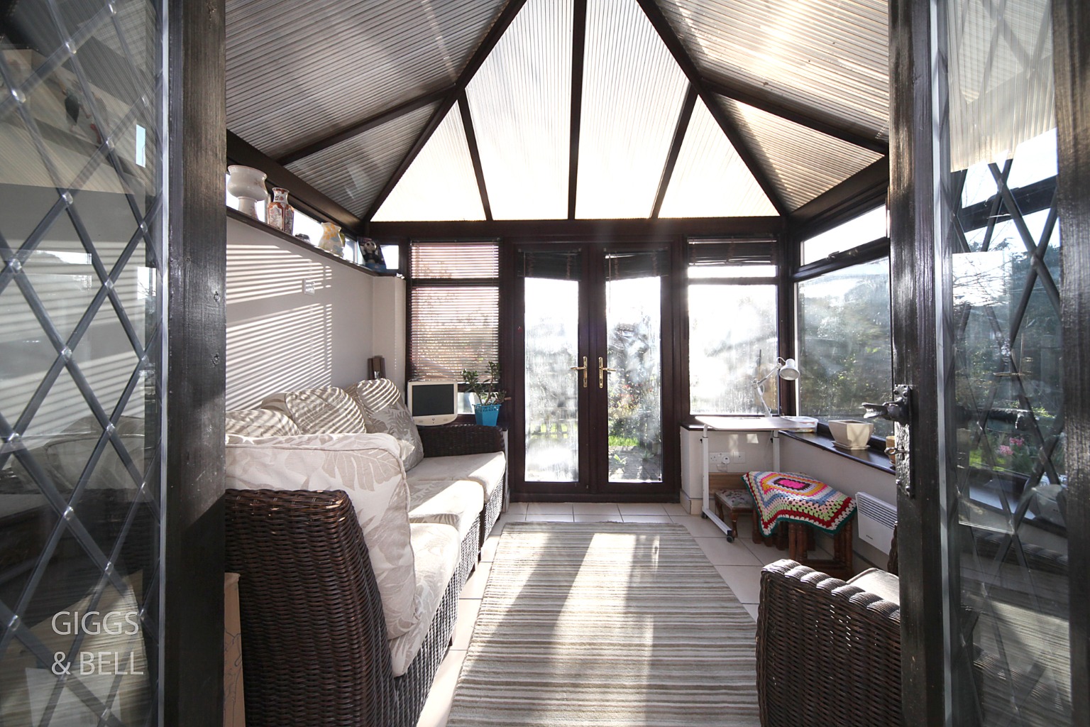 3 bed semi-detached house for sale in Handcross Road, Luton  - Property Image 7