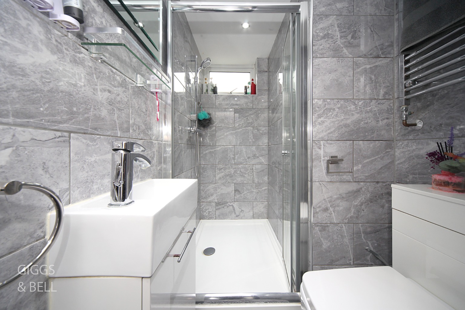 3 bed detached house for sale in Farley Hill, Luton  - Property Image 15