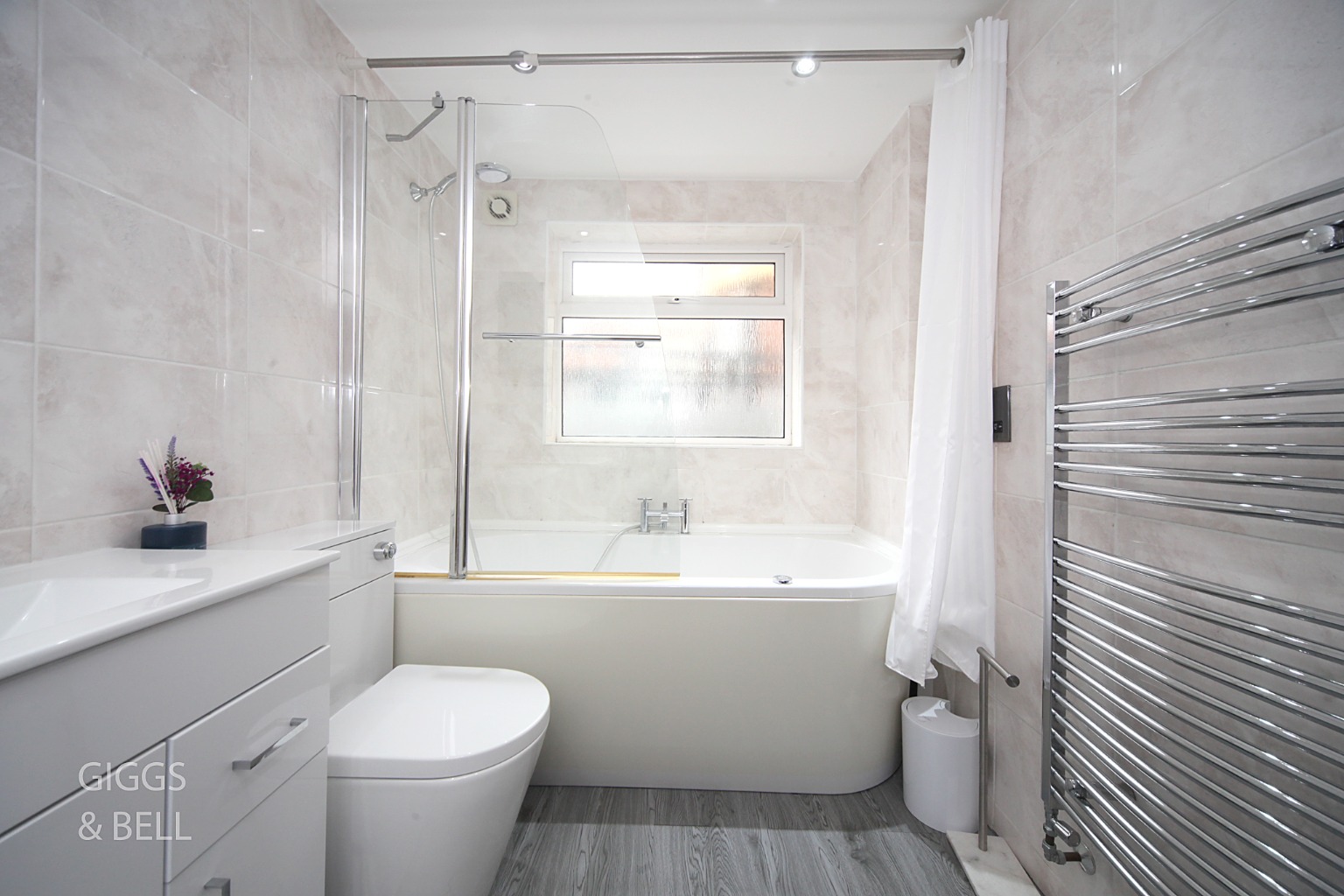 3 bed detached house for sale in Farley Hill, Luton  - Property Image 12