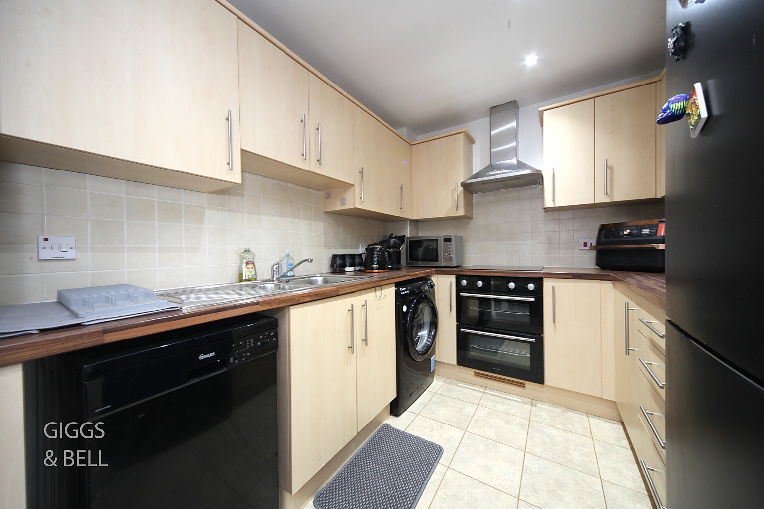 2 bed ground floor flat for sale in Holly Street, Luton  - Property Image 5