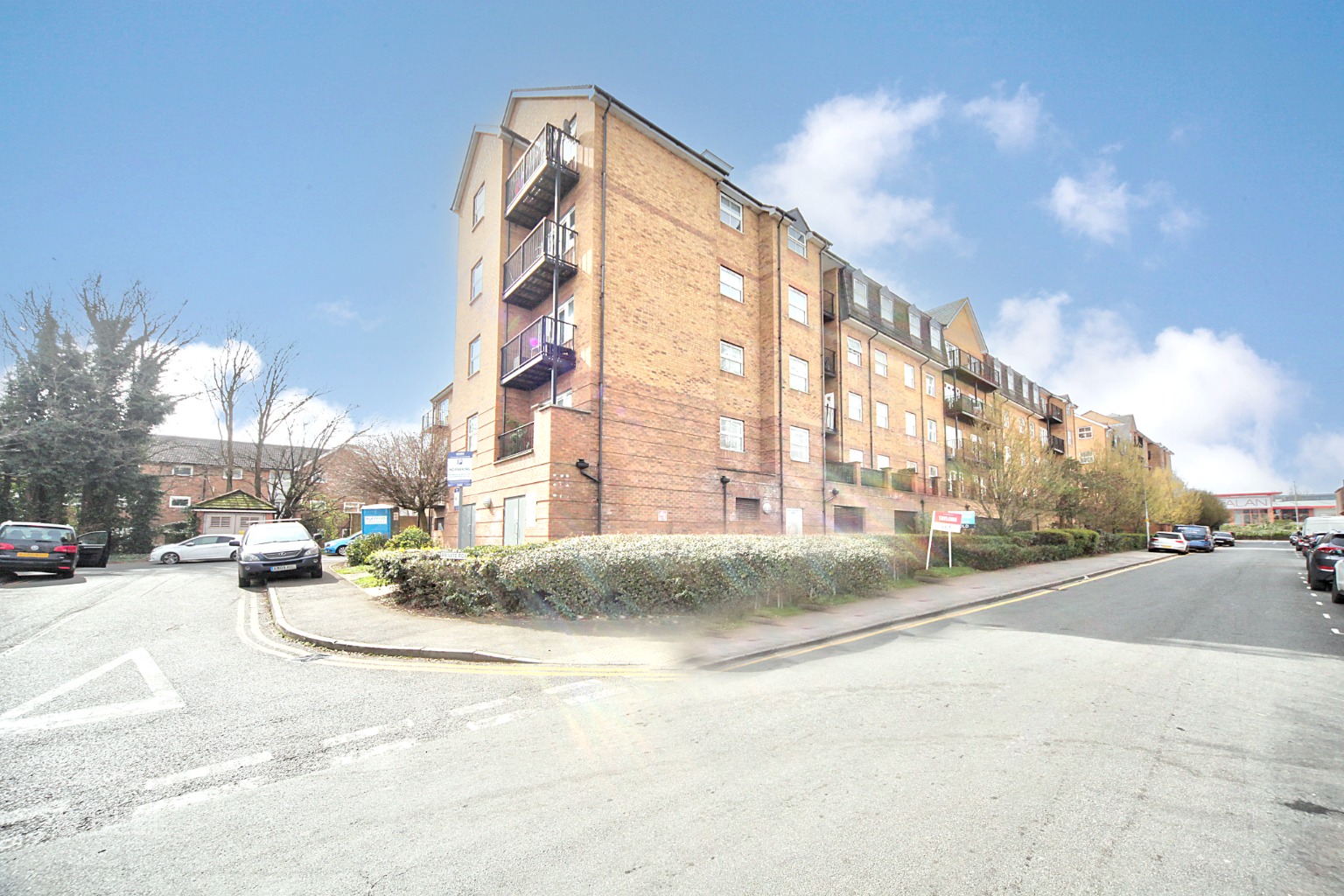 2 bed ground floor flat for sale in Holly Street, Luton  - Property Image 15