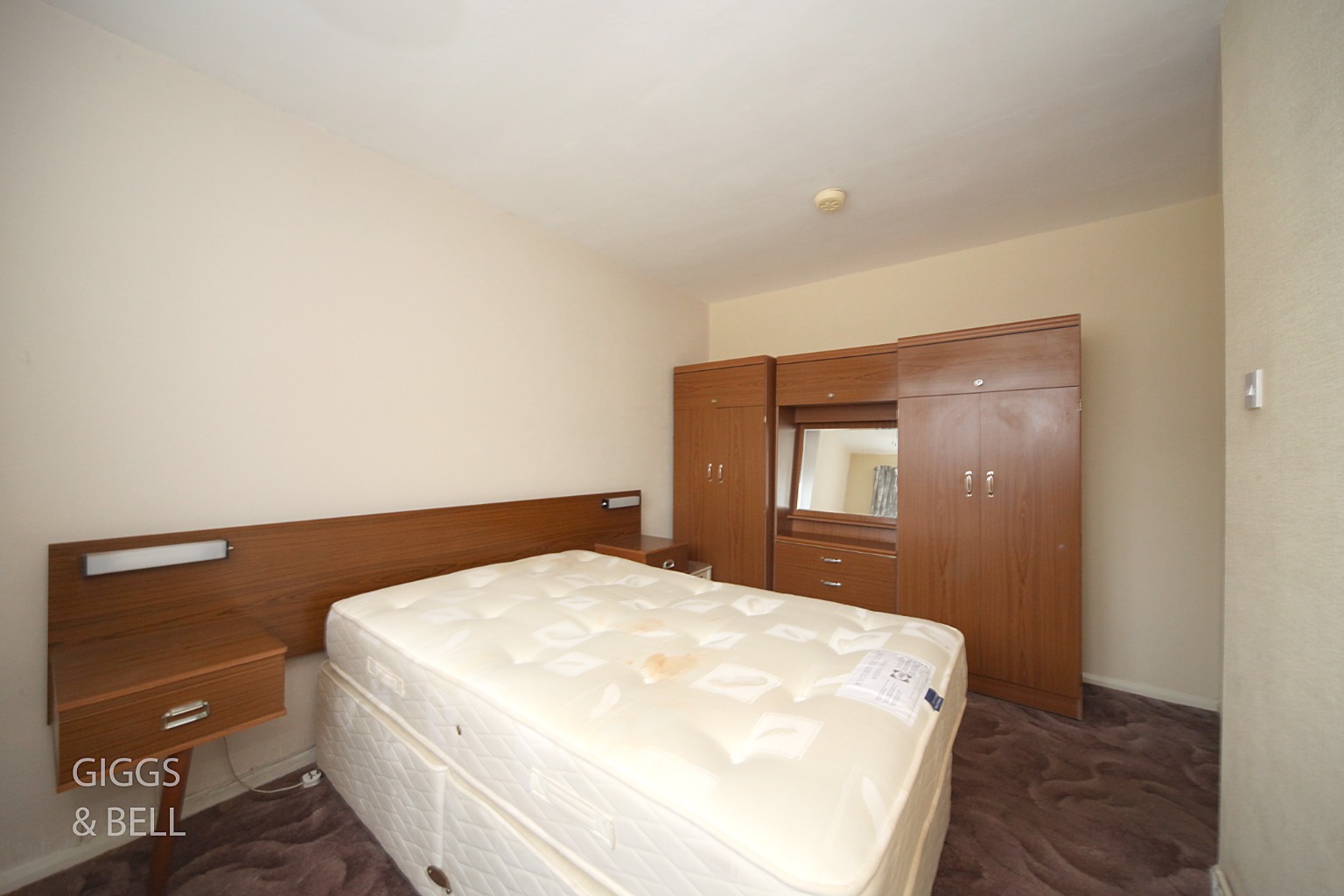 2 bed ground floor flat for sale in Whipperley Ring, Luton 8