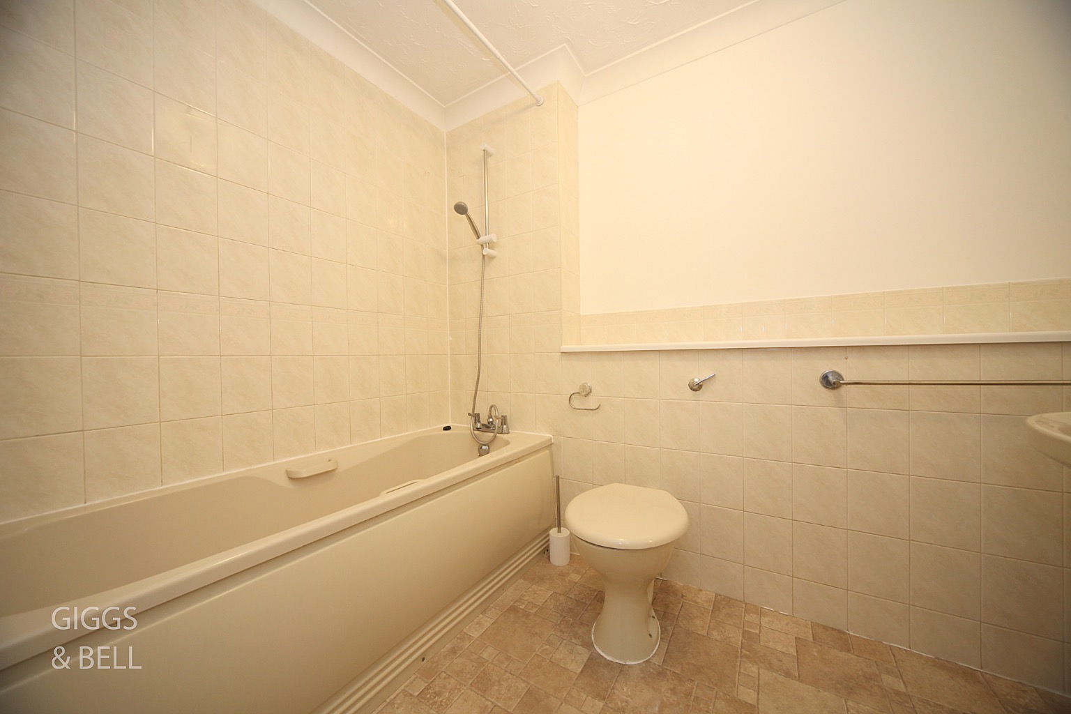 1 bed flat for sale in Earls Meade, Luton 8