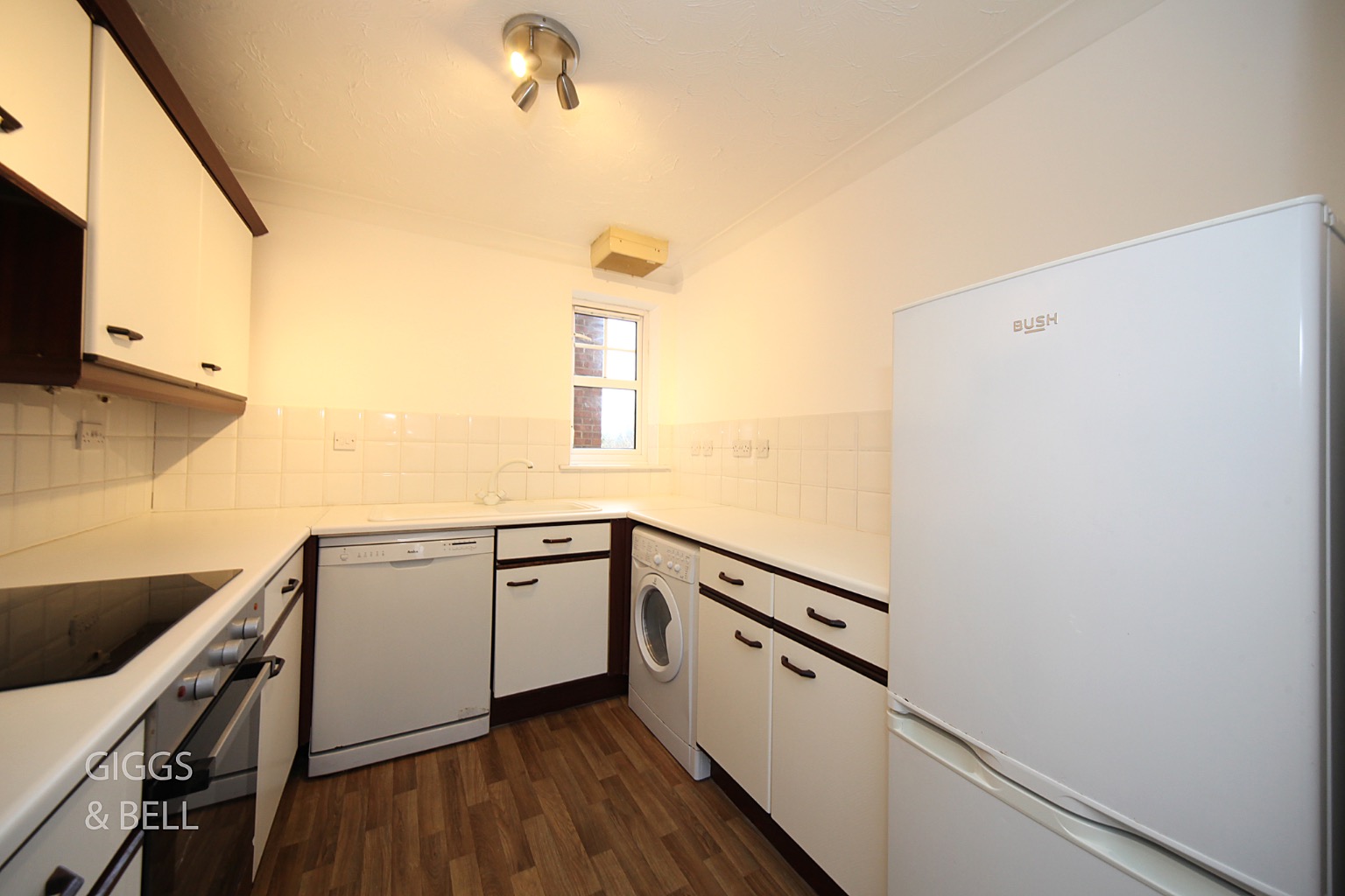 1 bed flat for sale in Earls Meade, Luton 7