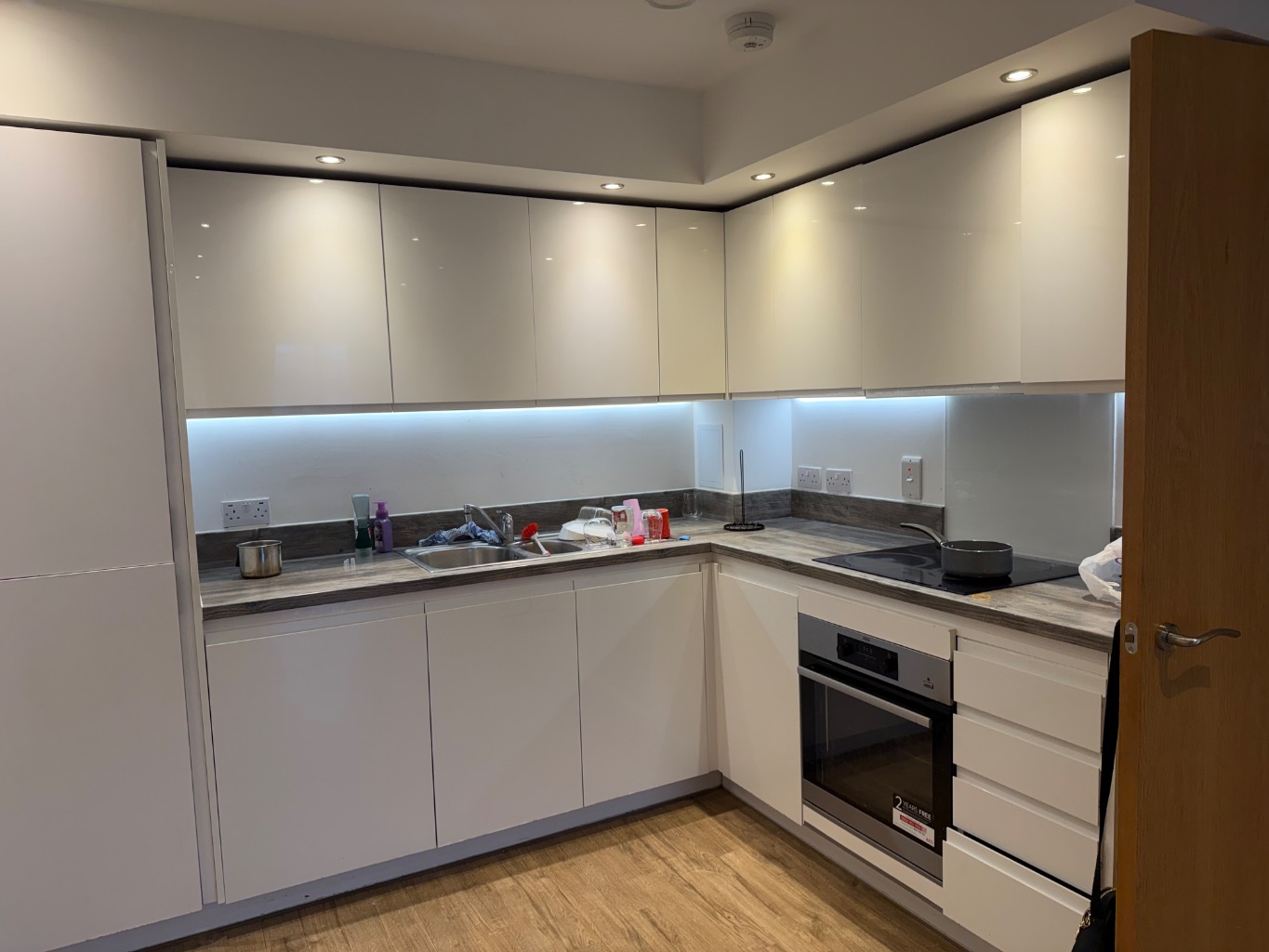 1 bed flat for sale in Stirling Drive, Luton 3