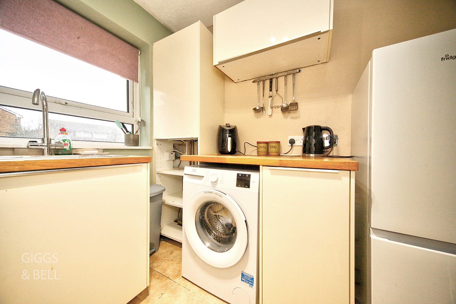 2 bed ground floor maisonette for sale in Green Oaks, Luton  - Property Image 6