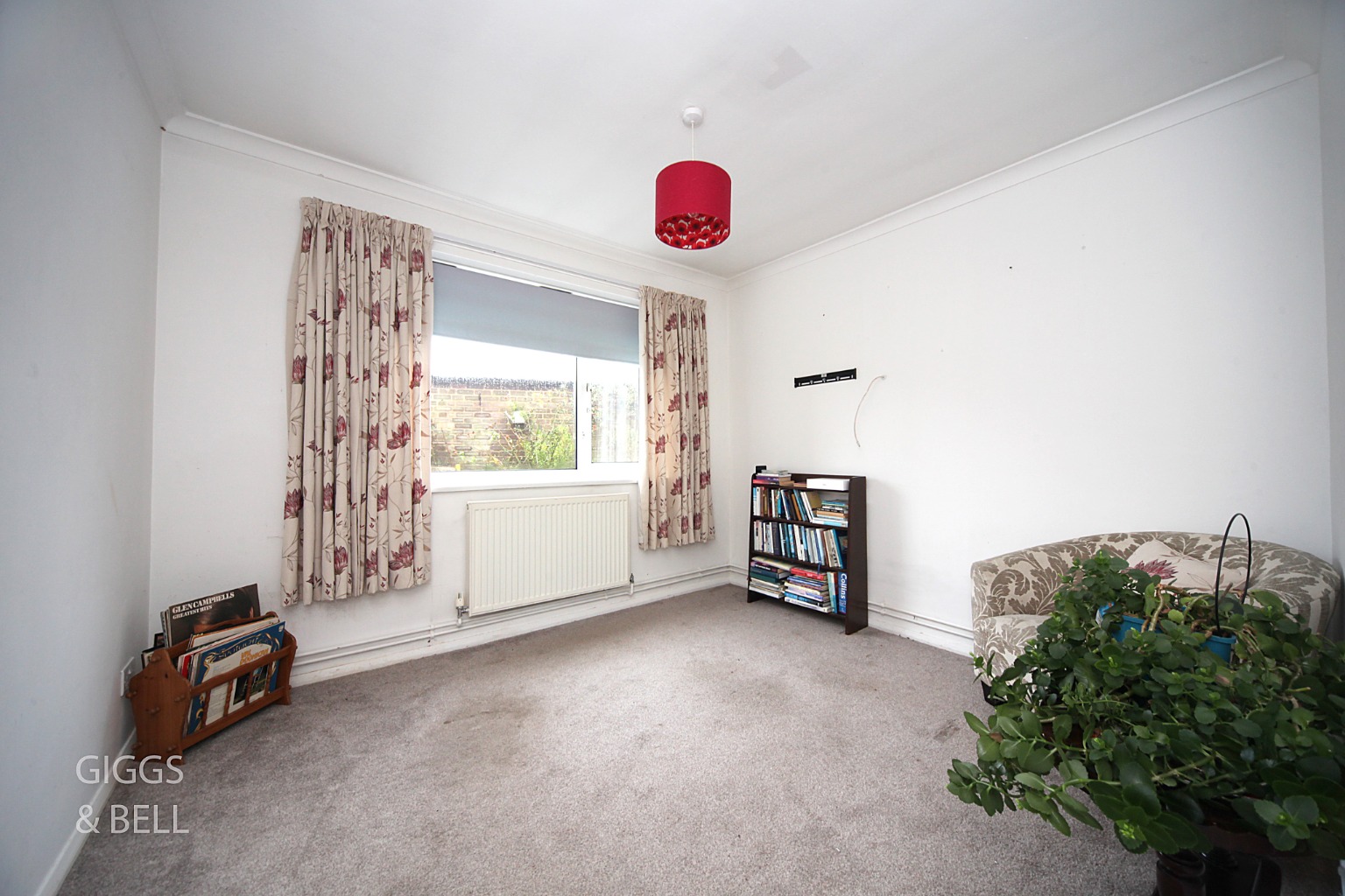 2 bed ground floor maisonette for sale in Green Oaks, Luton  - Property Image 9