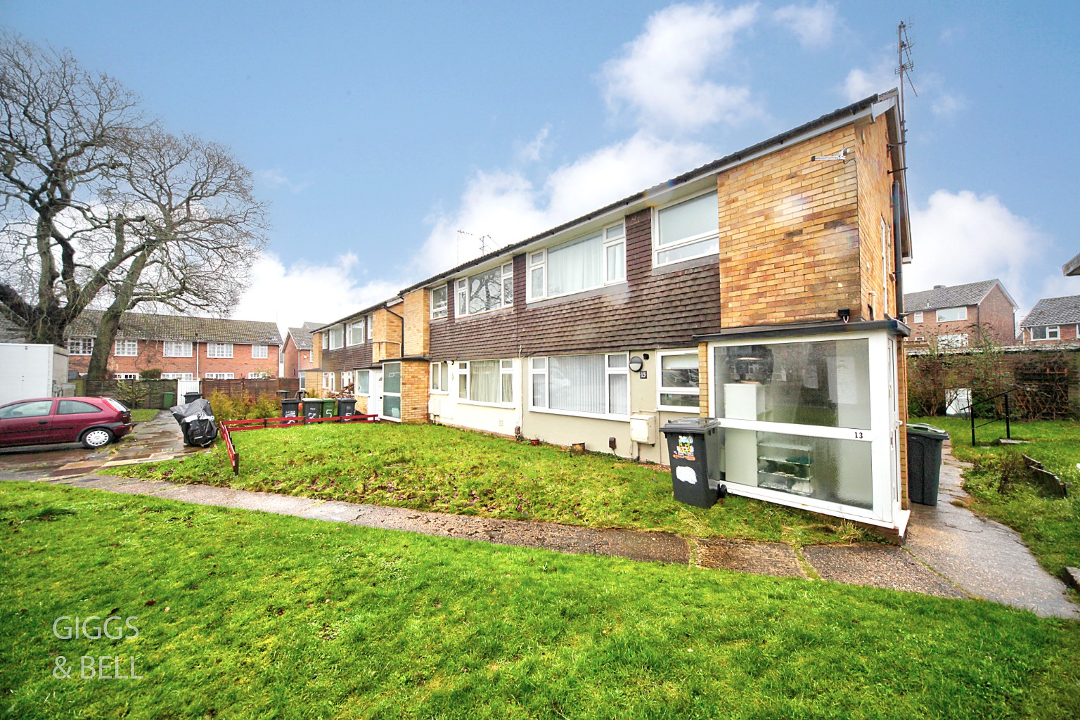 2 bed ground floor maisonette for sale in Green Oaks, Luton 14