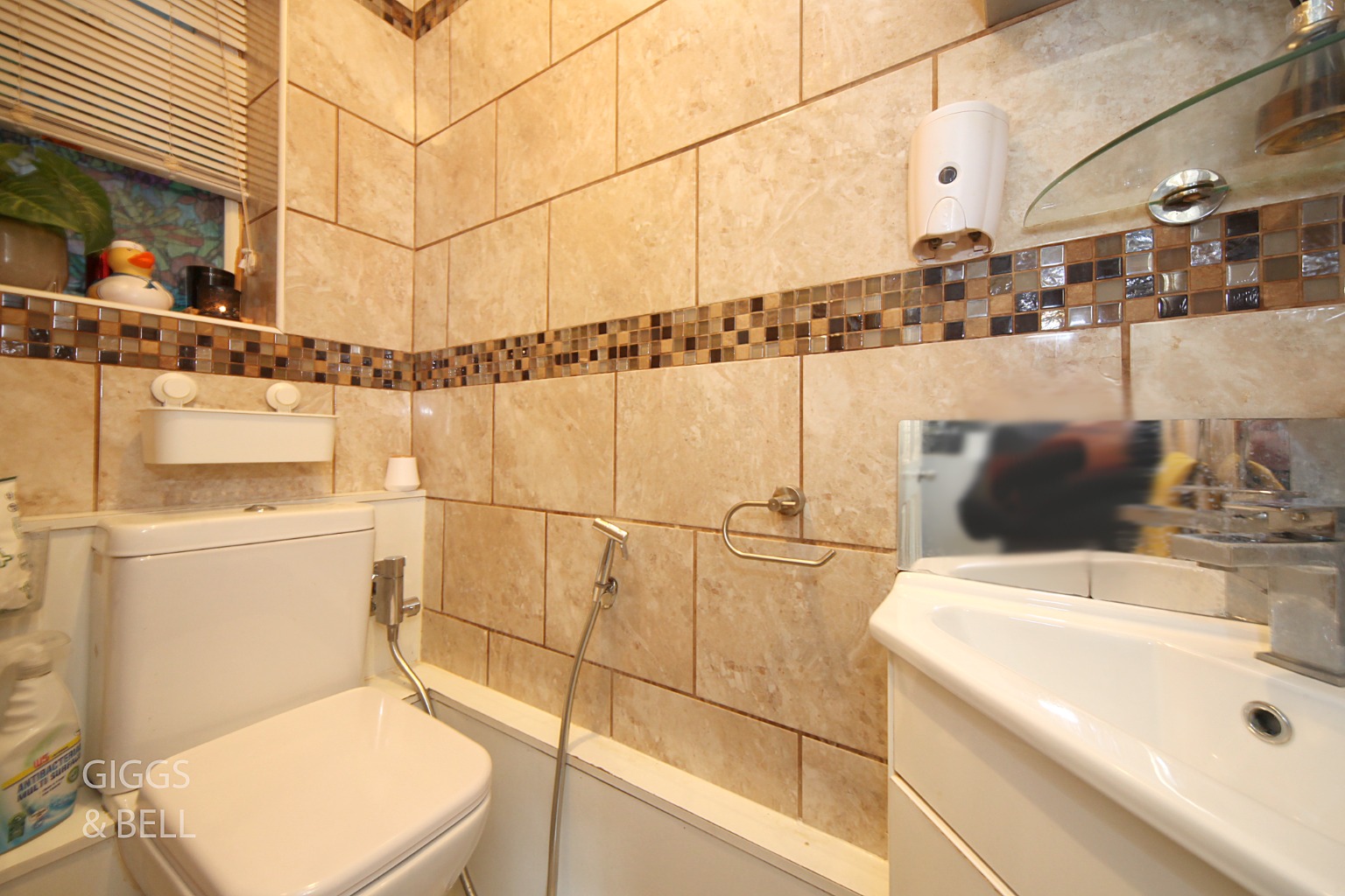 3 bed semi-detached house for sale in Aydon Road, Luton  - Property Image 10