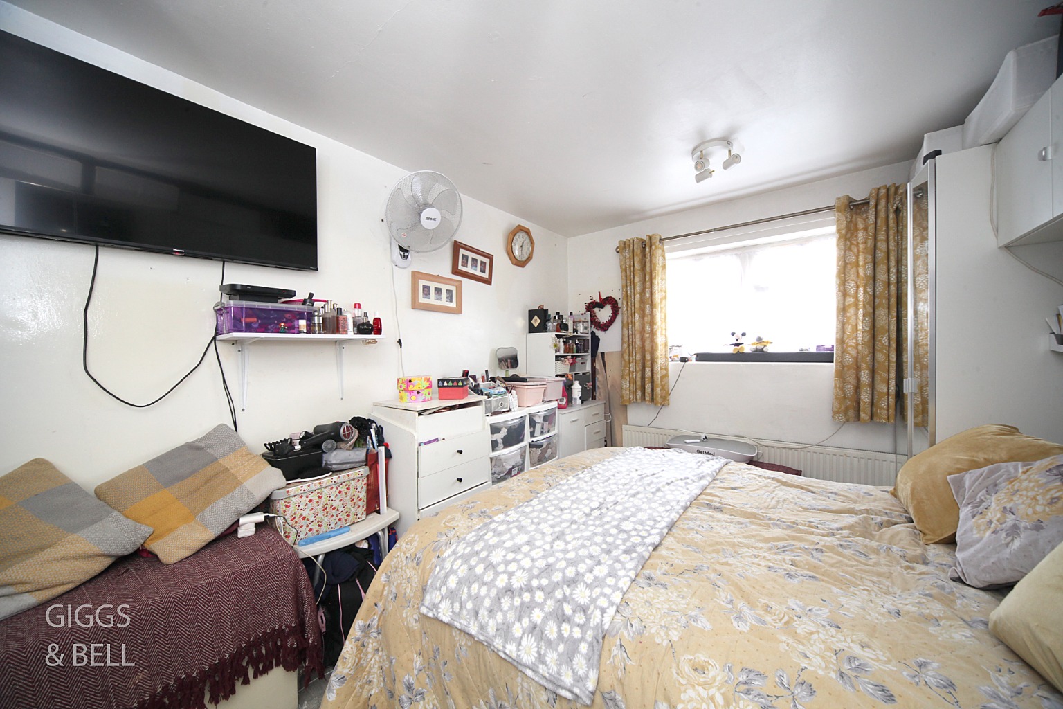 3 bed semi-detached house for sale in Aydon Road, Luton  - Property Image 11