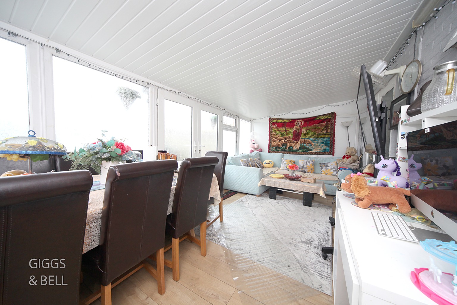 3 bed semi-detached house for sale in Aydon Road, Luton  - Property Image 6