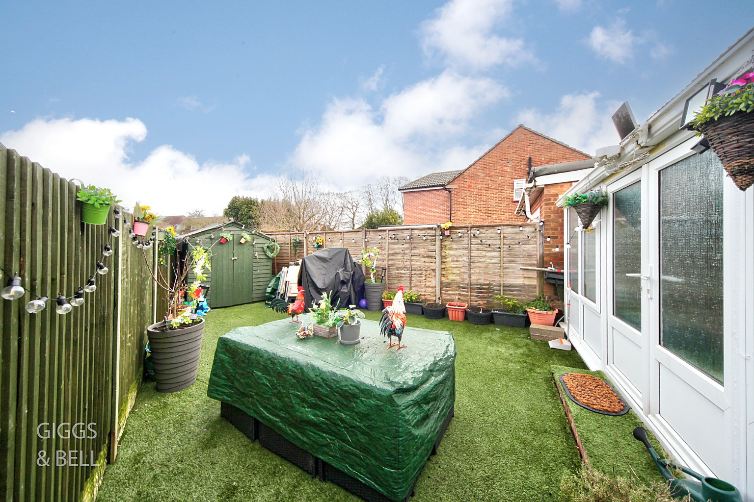 3 bed semi-detached house for sale in Aydon Road, Luton 18