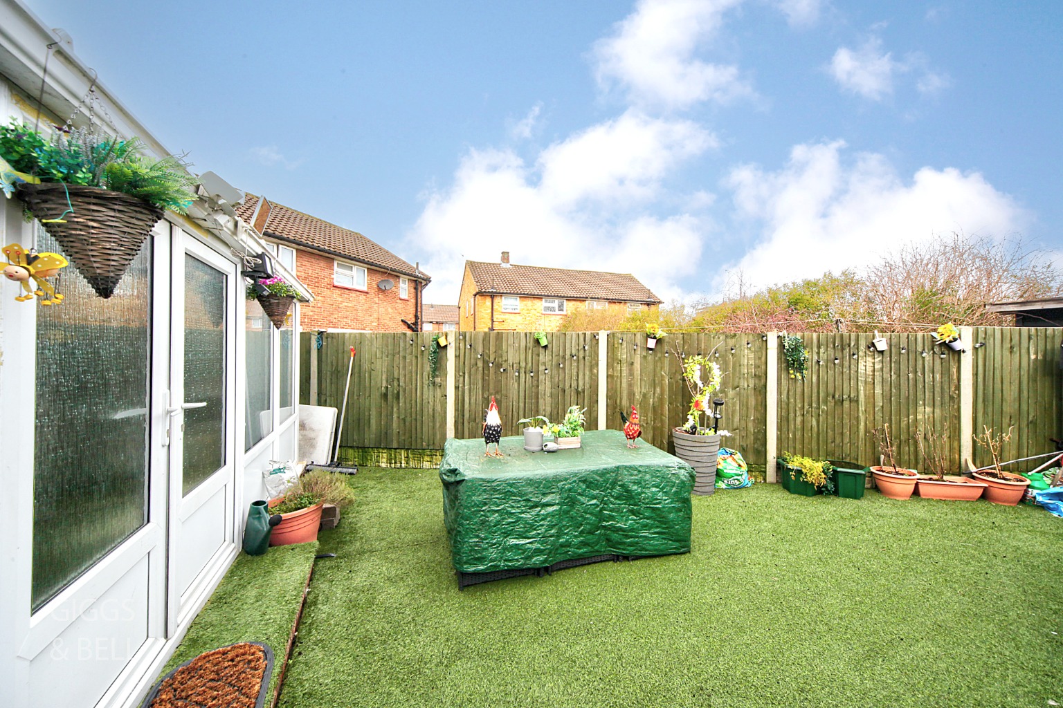 3 bed semi-detached house for sale in Aydon Road, Luton 19