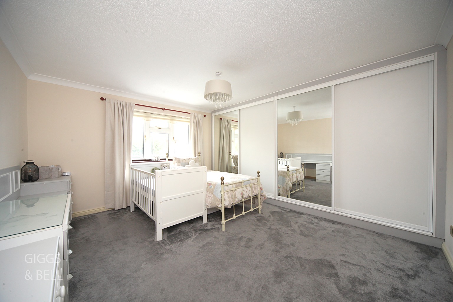 4 bed detached house for sale in Clinton Avenue, Luton  - Property Image 20