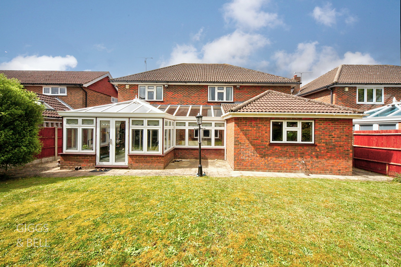 4 bed detached house for sale in Clinton Avenue, Luton 31