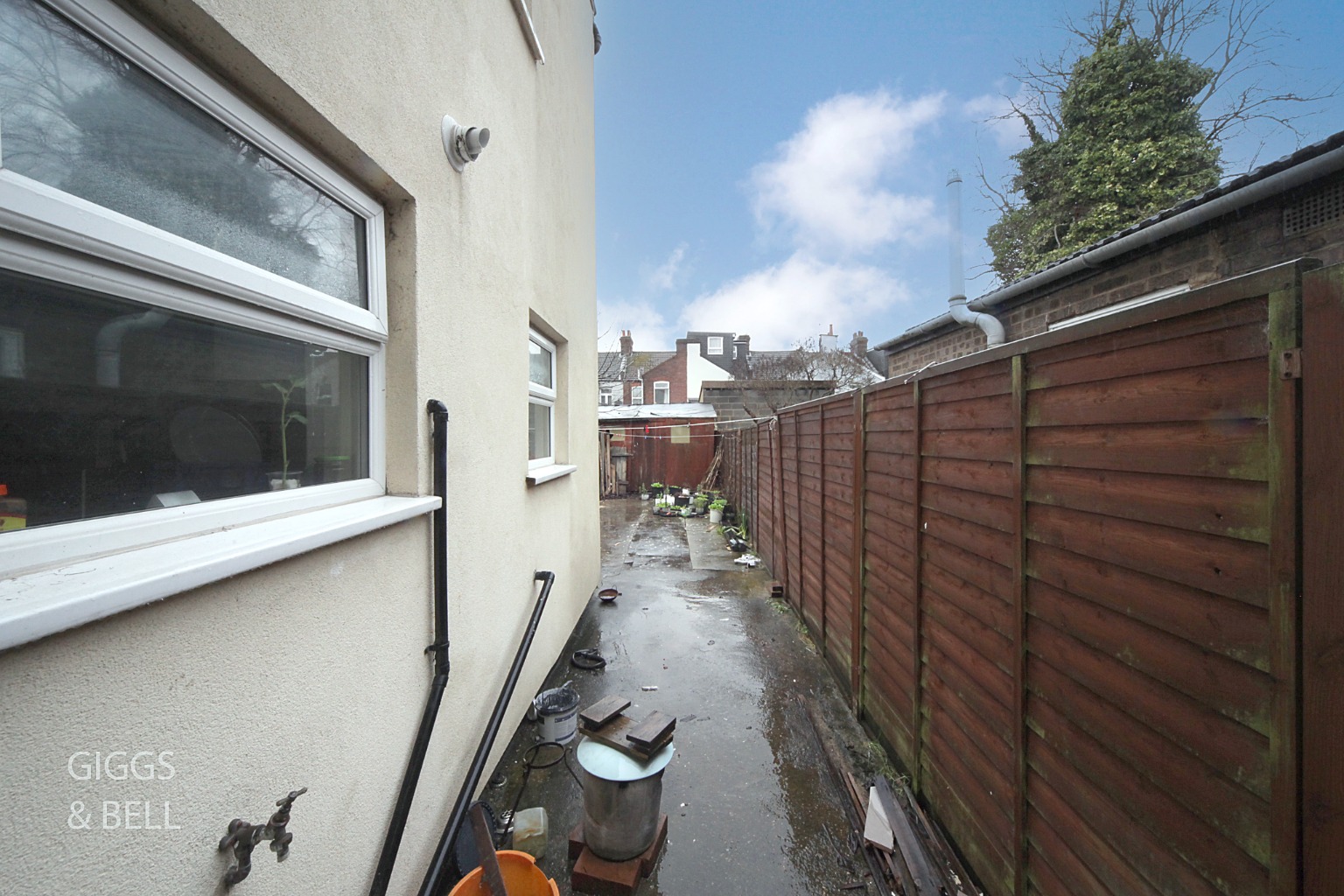 3 bed terraced house for sale in Oak Road, Luton  - Property Image 15