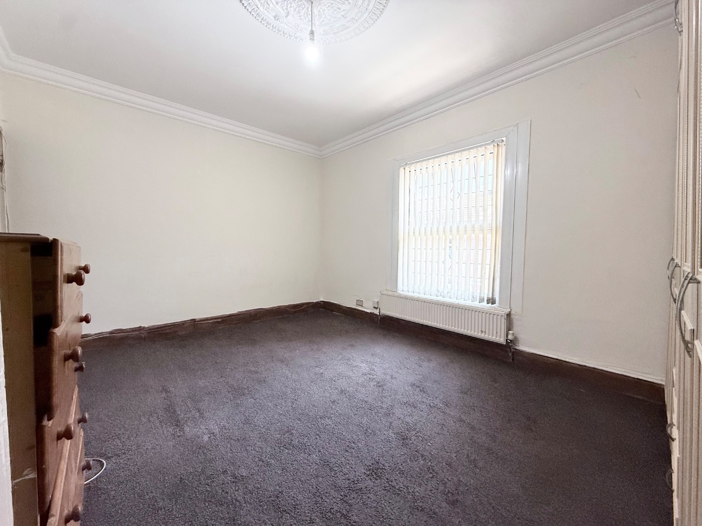 3 bed terraced house for sale in Oak Road, Luton  - Property Image 11