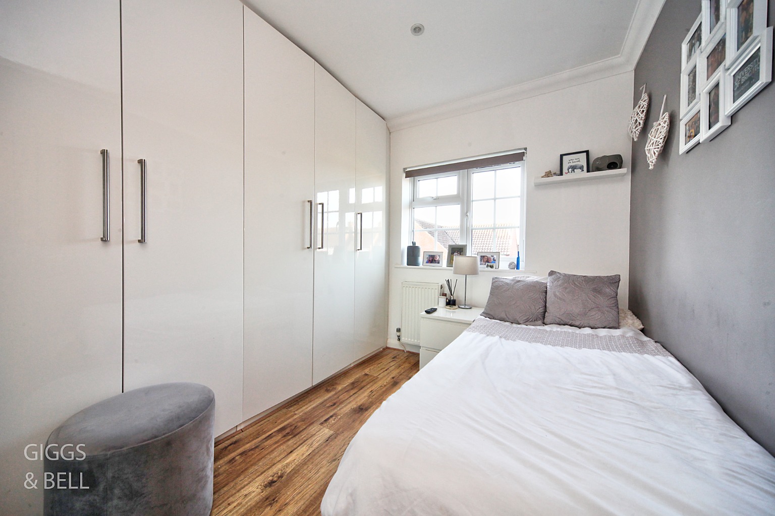 4 bed detached house for sale in Beckham Close, Luton 16