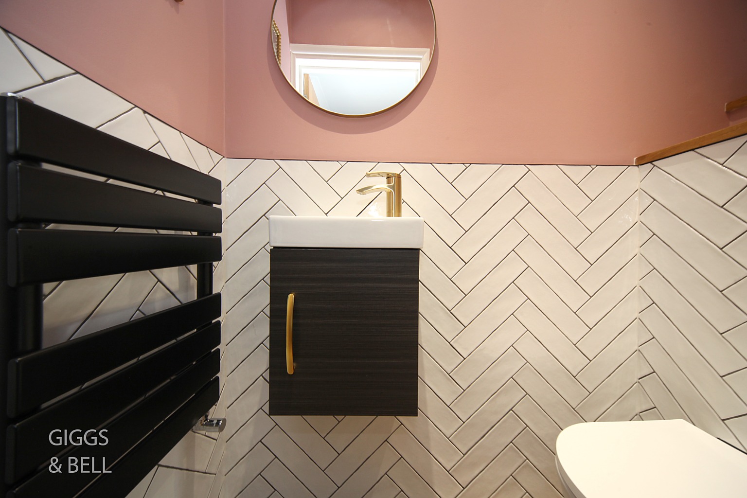 4 bed detached house for sale in Beckham Close, Luton 8