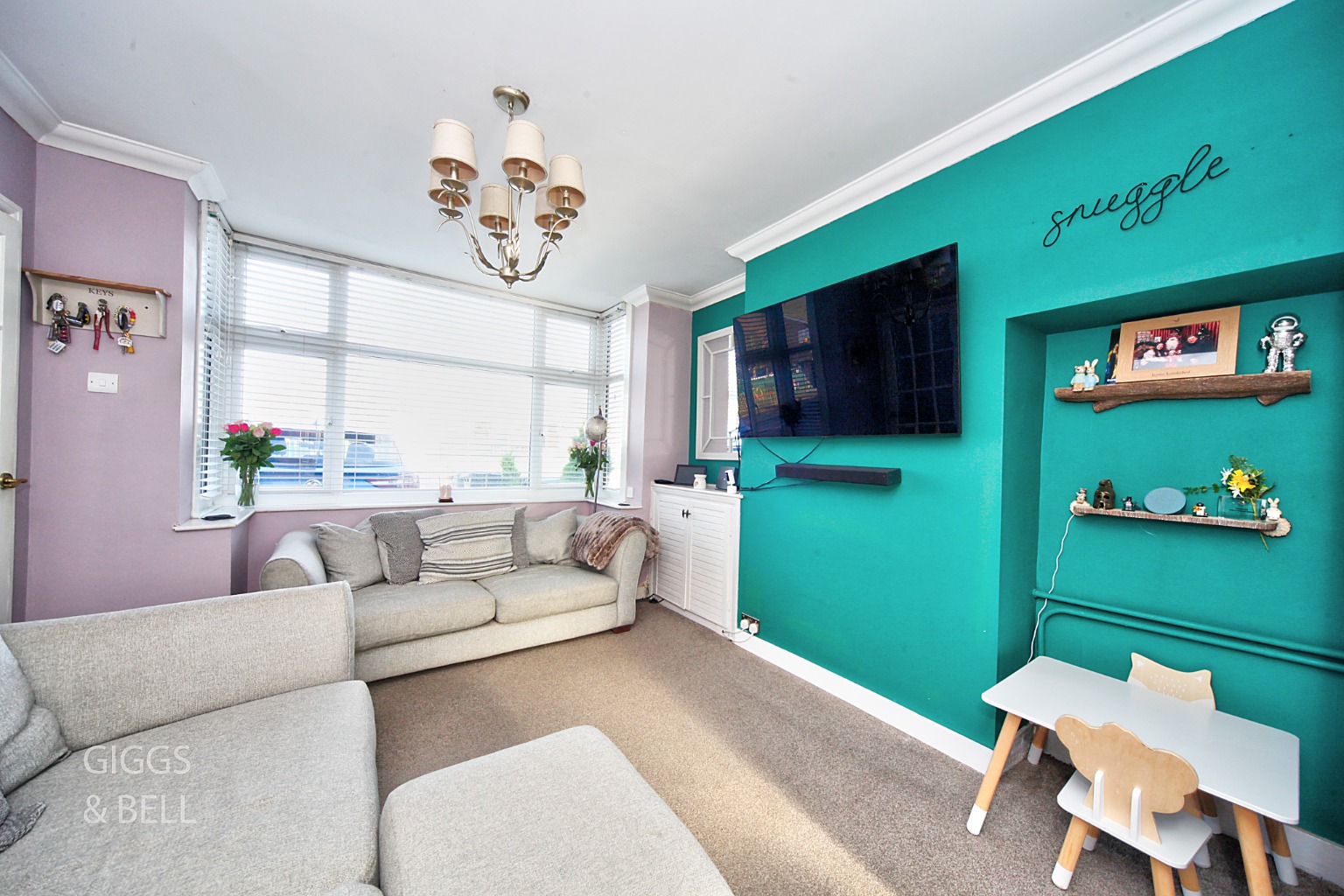 2 bed terraced house for sale in Putteridge Road, Luton 1